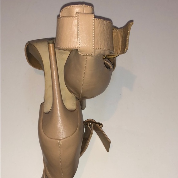 Steve Madden High Leather Heels - Picture 3 of 5